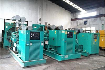 沈河如何判断汽油发电机组电瓶的使用寿命？